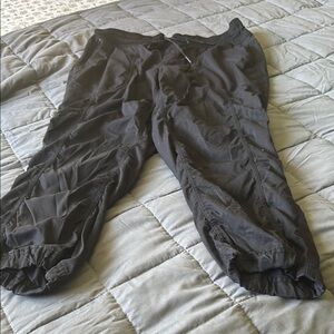 The North Face Black Cropped Pants for Outdoor Comfort
